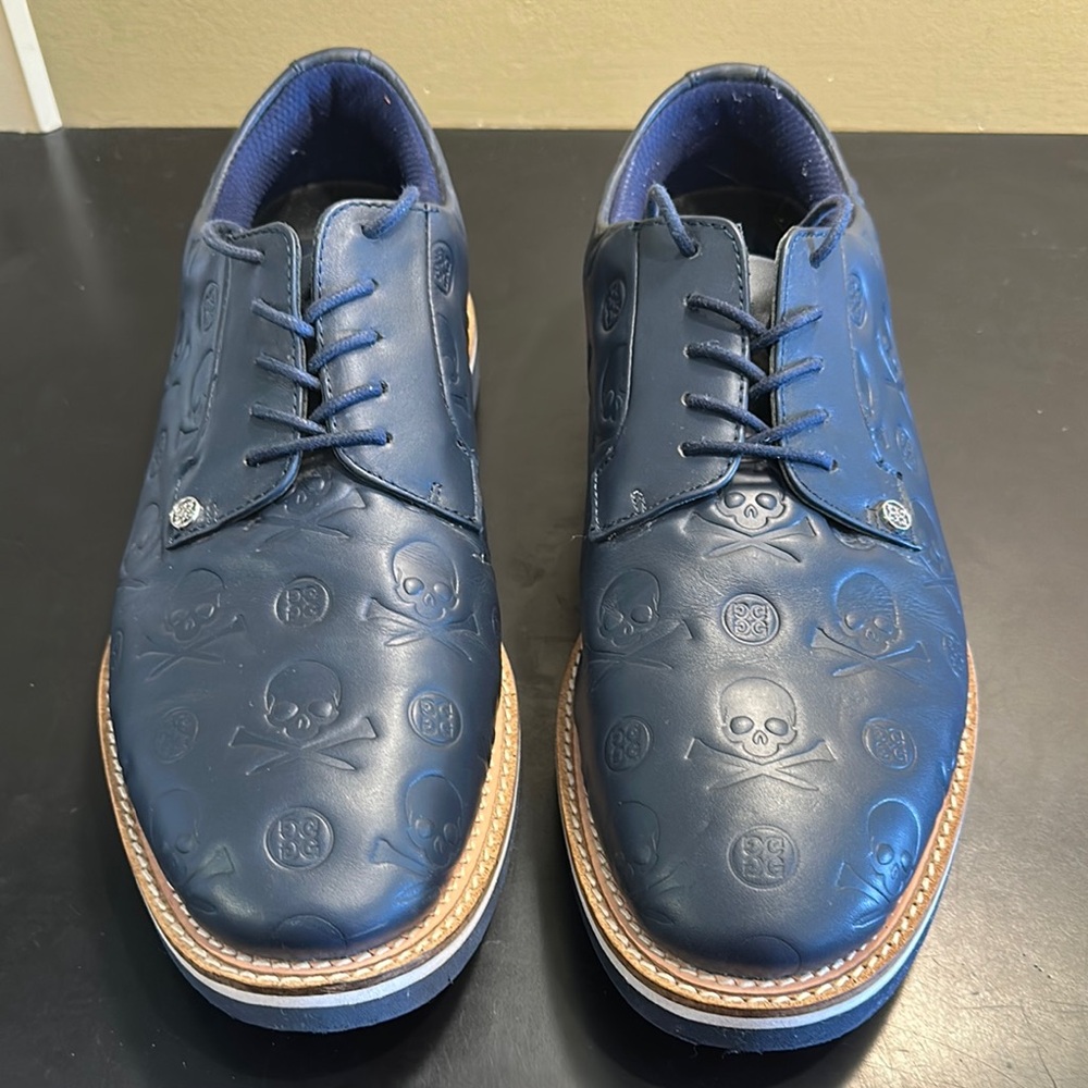Blue Leather Oxford Shoes with Perforated Design
